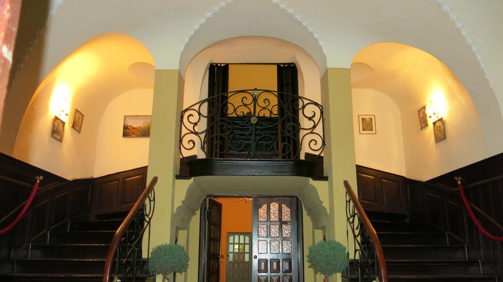 Palac Jastrowiec Ngoại thất bức ảnh